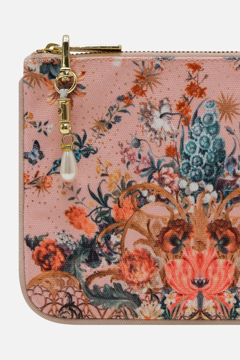 CAMILLA COIN AND PHONE PURSE outlook
