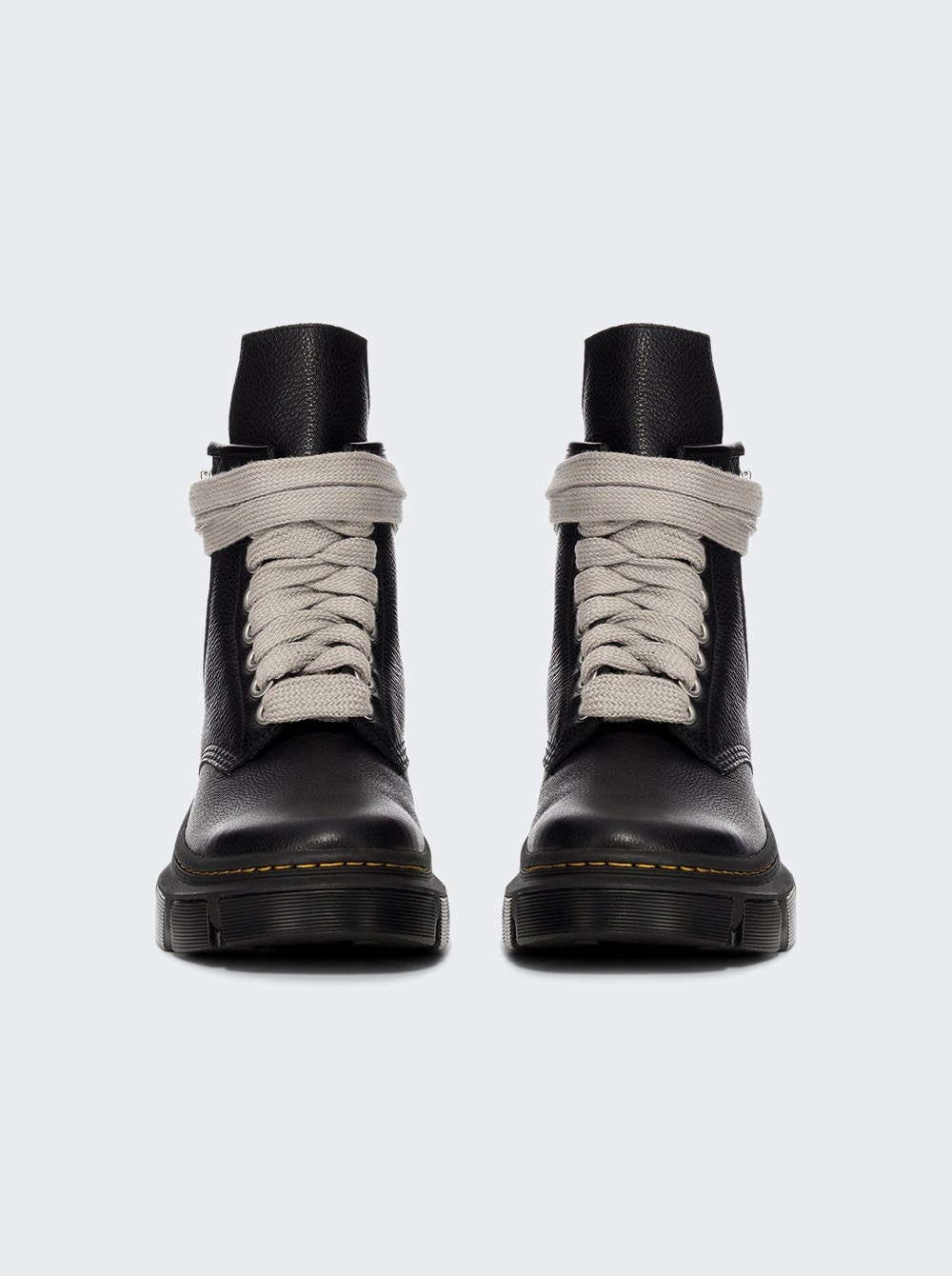 X Dr. Martens Jumbo Lace Boot Black - 2
