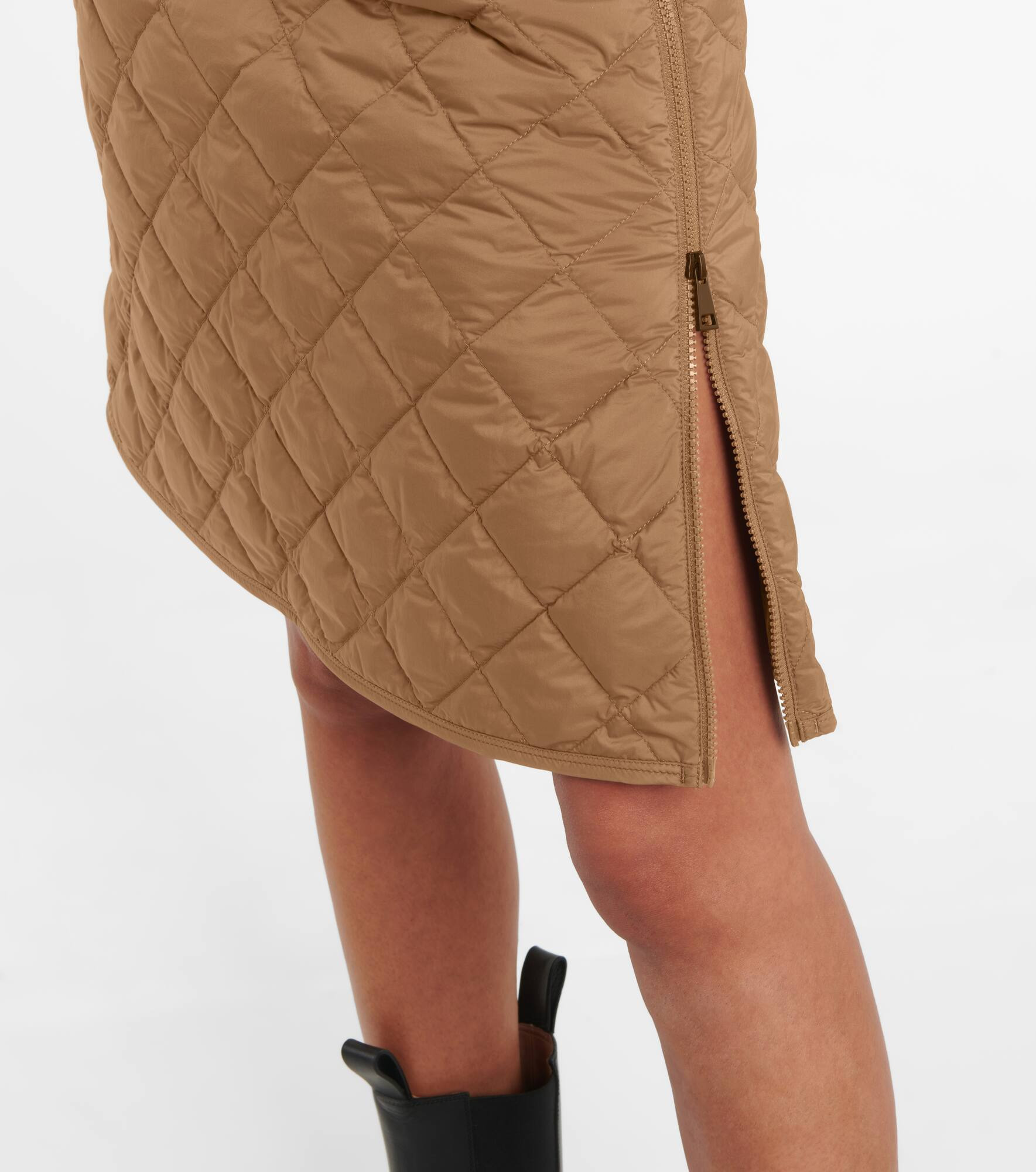 Quilted high-rise skirt - 5