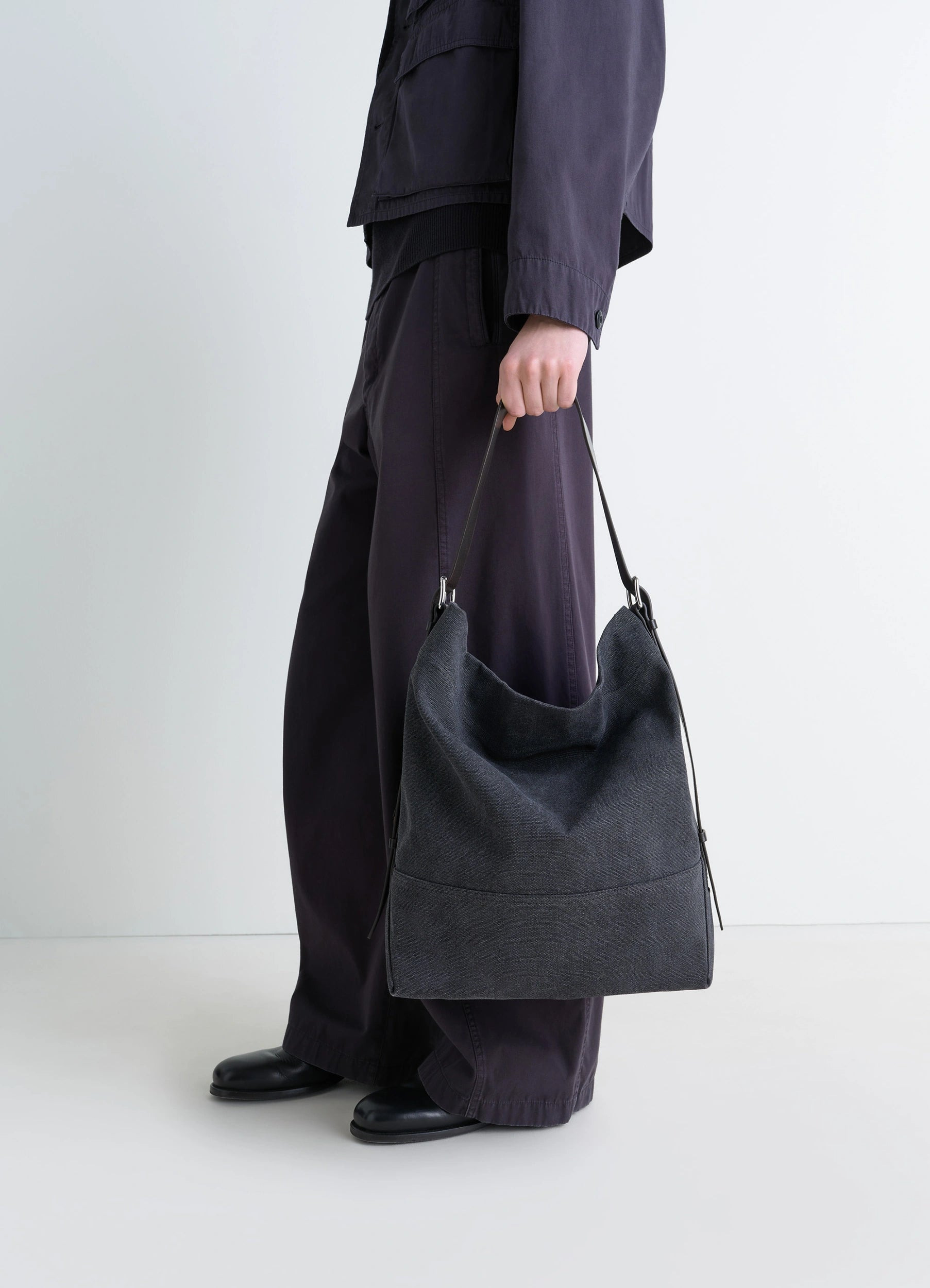 LEMAIRE BELTED TOTE BAG バッグ ベルテッドトートバッグ LEMAIRE BELTED TOTE BAG バッグ ベルテッドトートバッグ - メルカリ