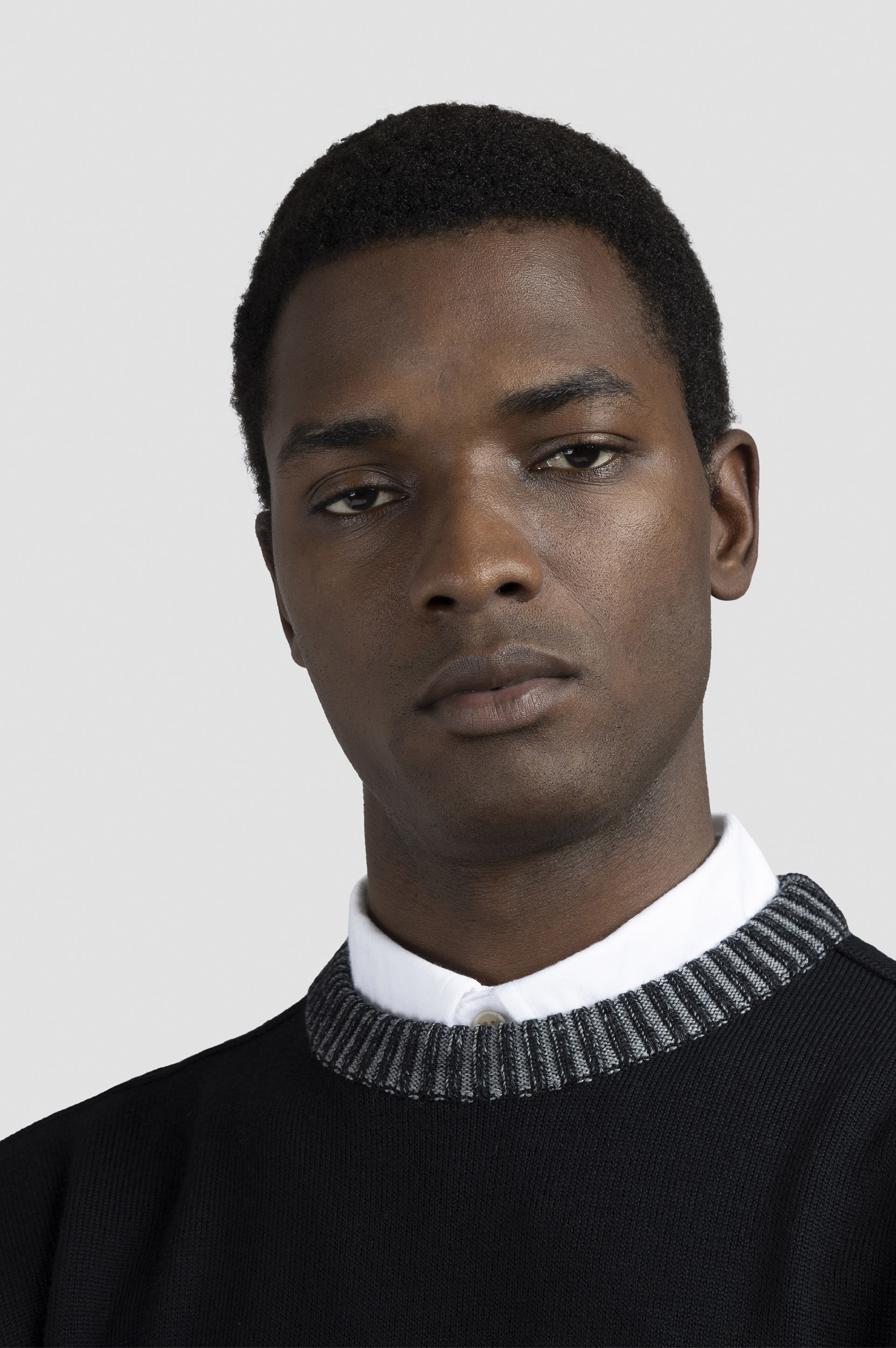SOFT COOL TOUCH WOOL CREWNECK SWEATER - 4