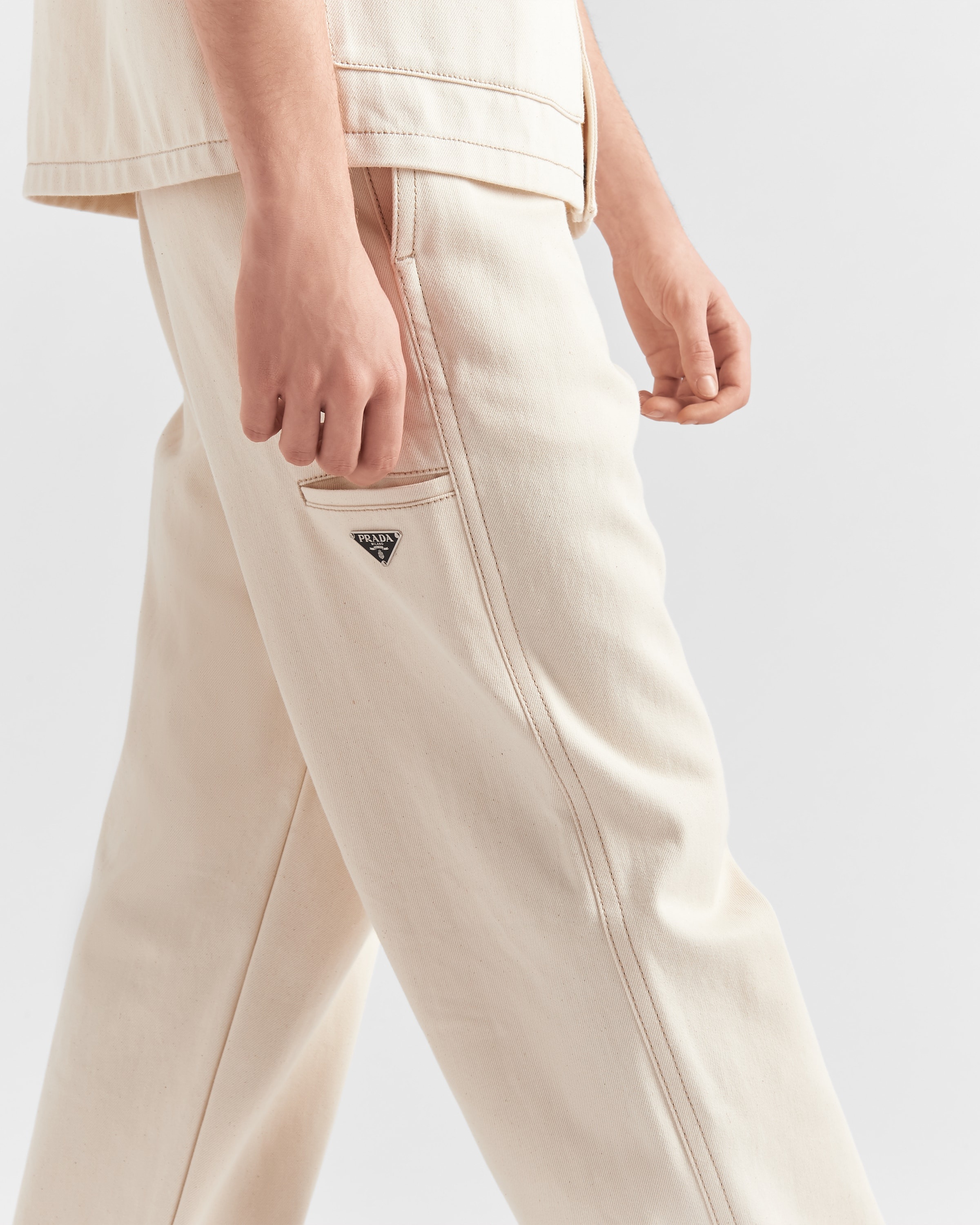 デニム・ジーパン PRADA | Bull denim pants GEP344_12CD_F0F4Q_S_222 24SS】新作 ワイド セルビッチ デニム ジーンズ◇プラダ◇人気