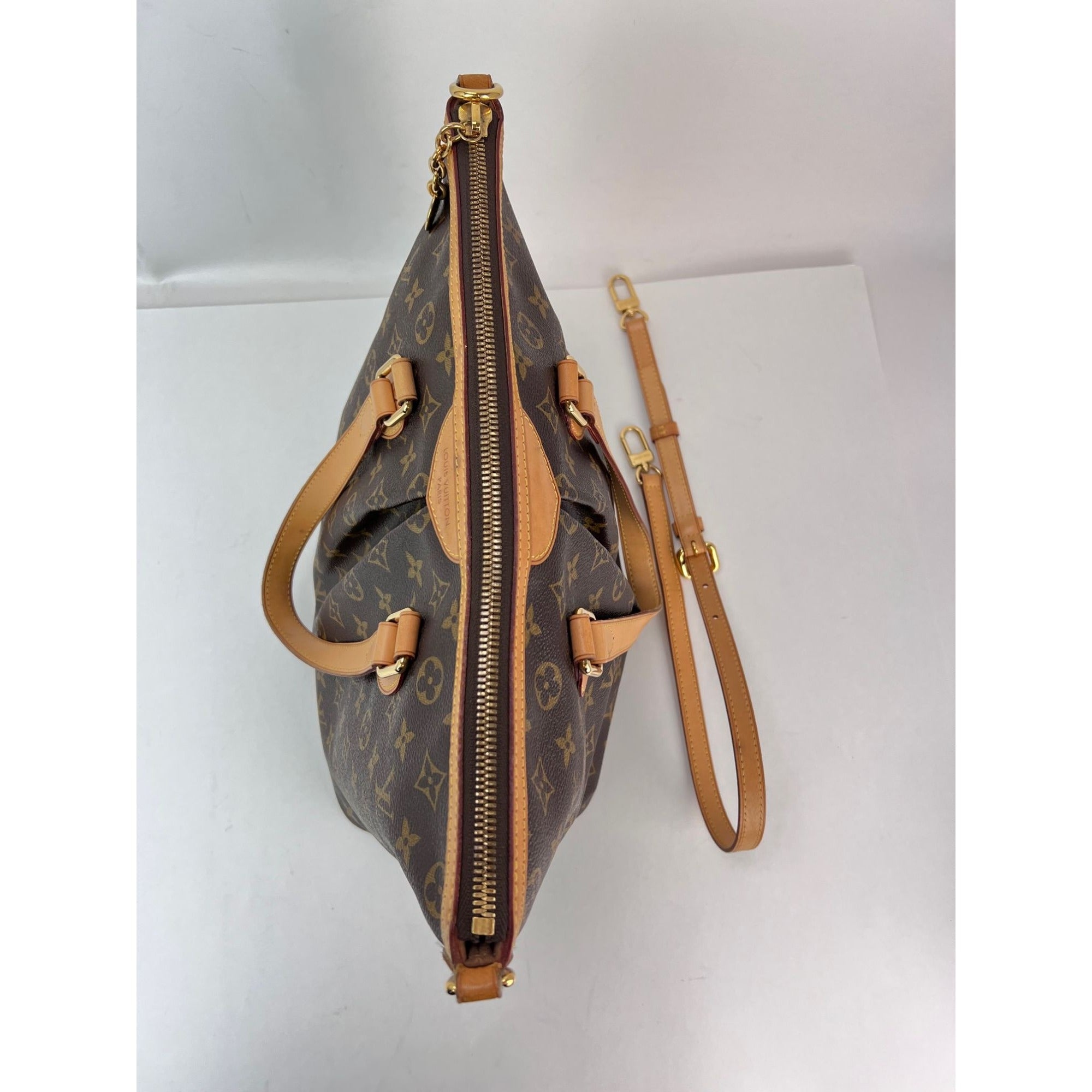 Louis Vuitton Palermo PM Monogram Zippered Tote Bag - 18