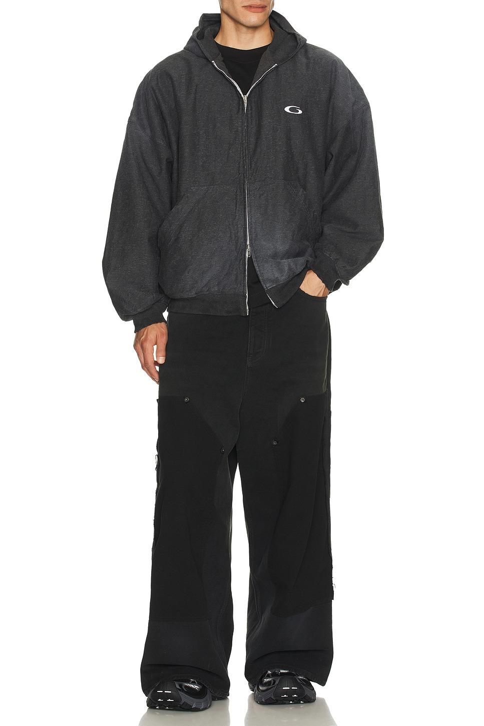 Ripped Off Baggy Pants - 5