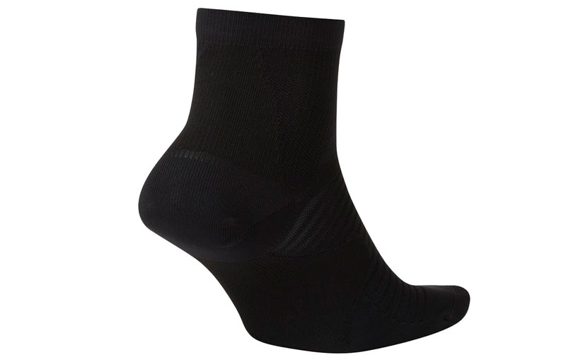 Nike Nike Spark Lightweight Solid Color logo Sports Training Mid Calf Socks One Pair Black SK0049-010 outlook
