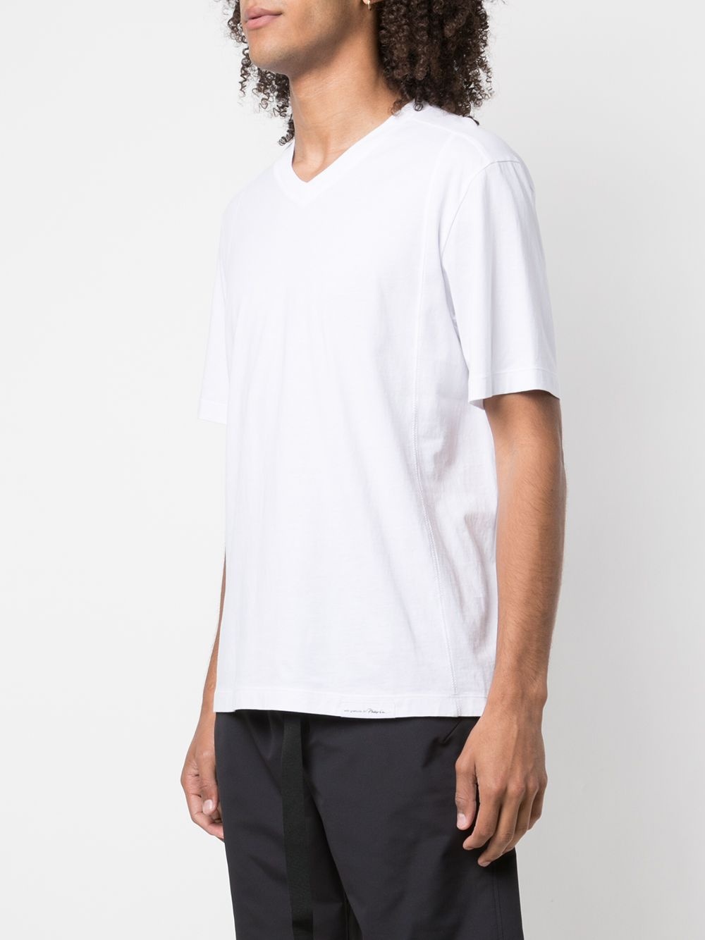 Everyday V-neck T-shirt - 3