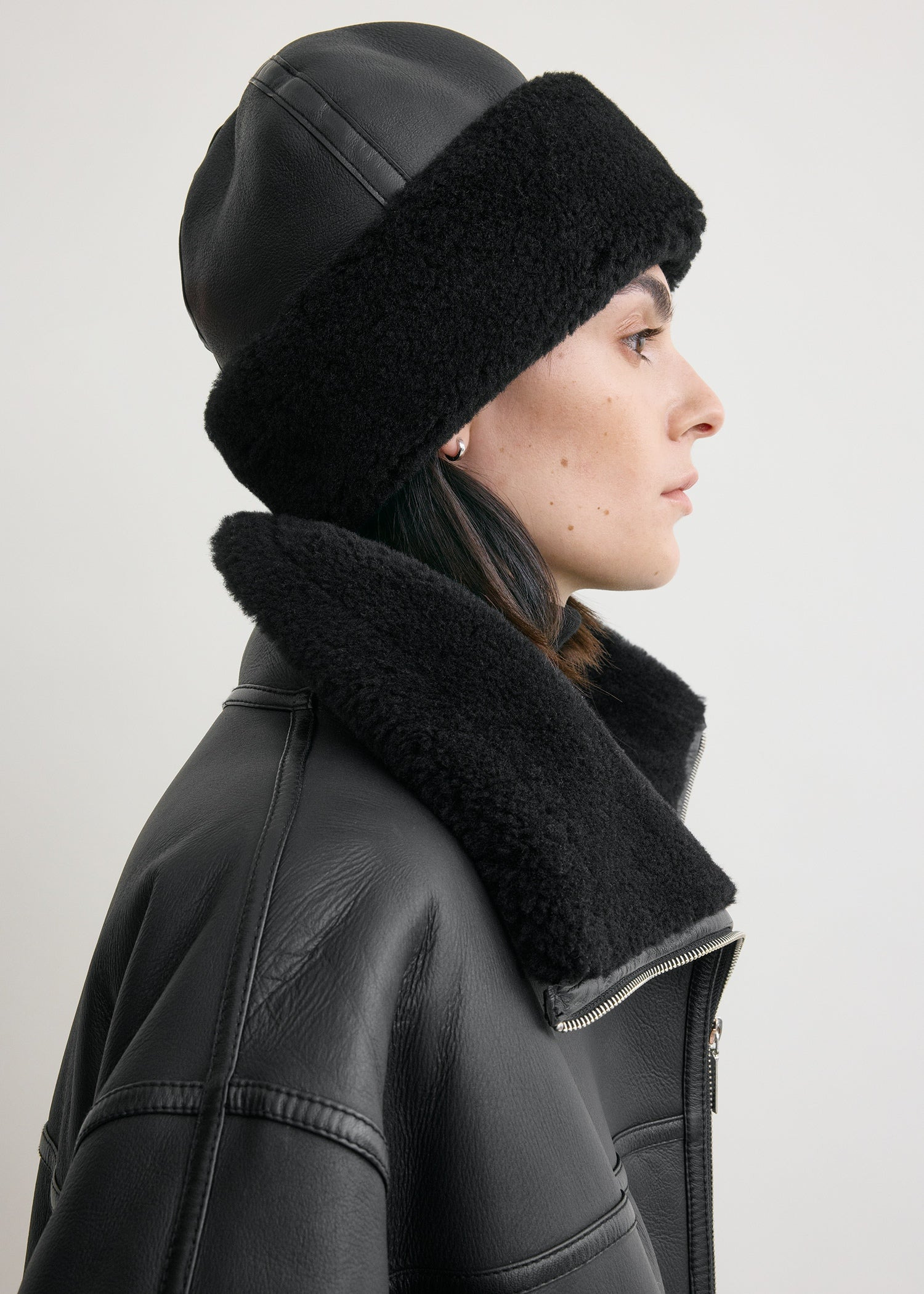 Shearling winter hat black - 3