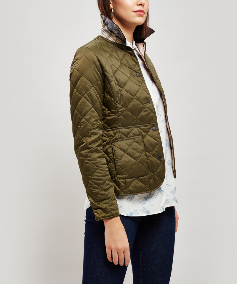 Barbour Deveron Quilted Jacket outlook