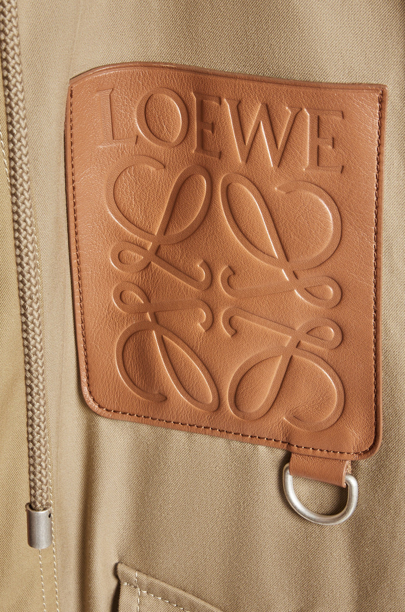 Short hooded parka in cotton 3