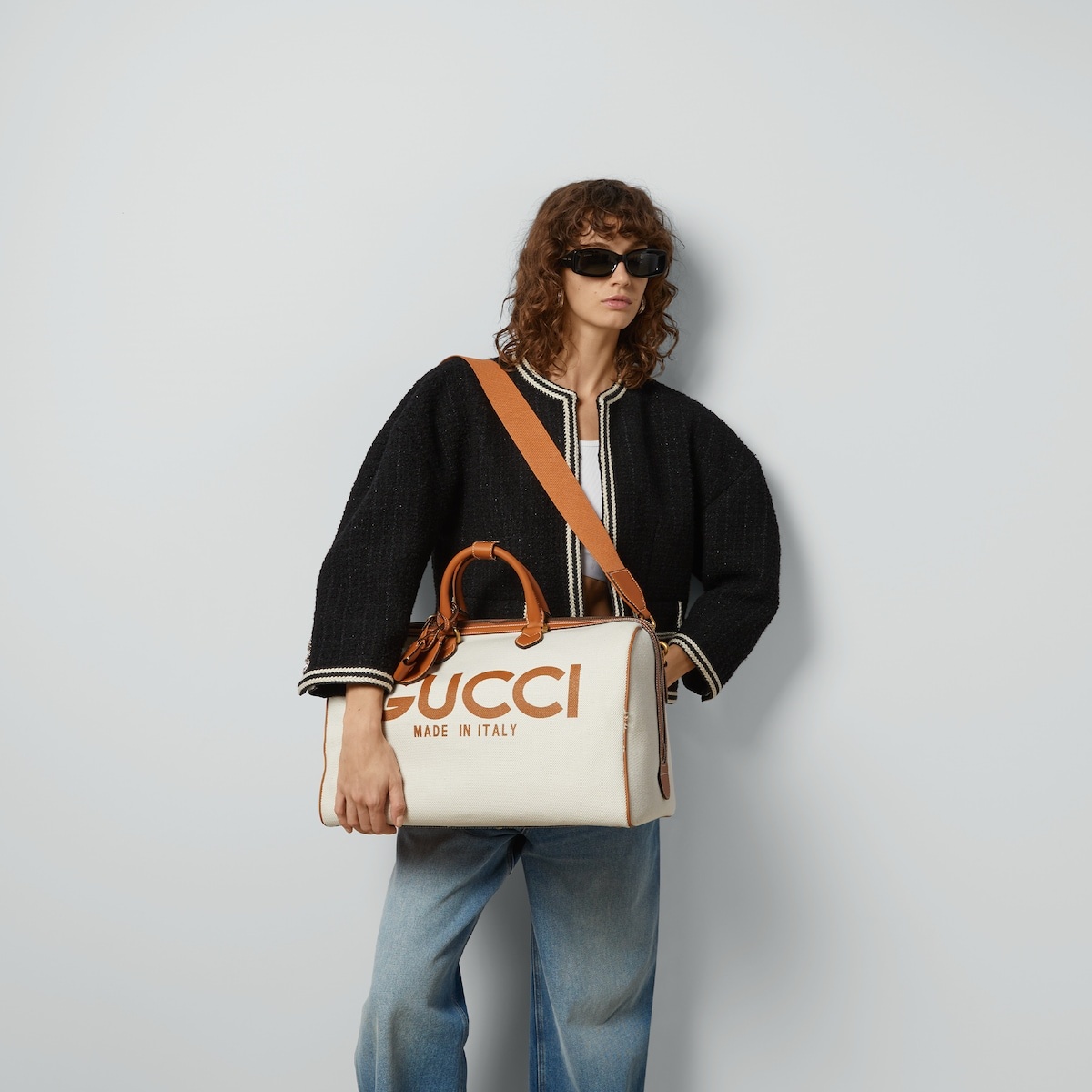 Large duffle bag with Gucci print - 4