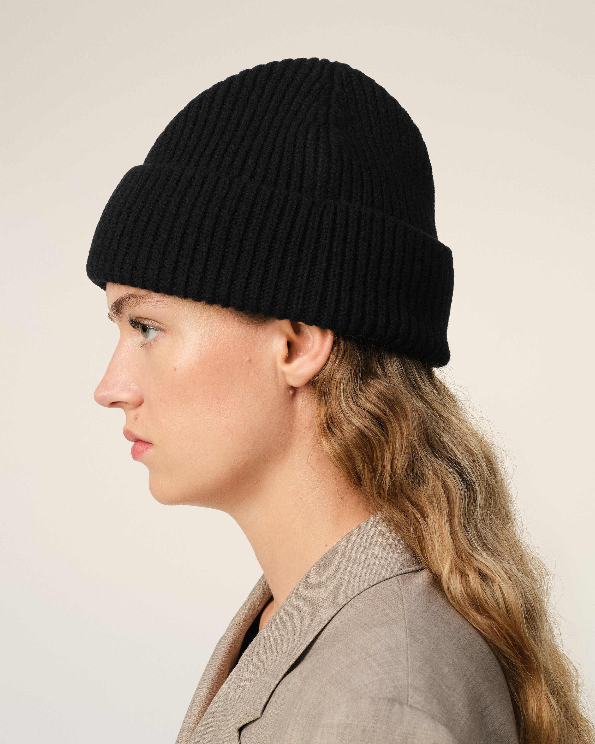 RED AMI DE COEUR BEANIE - 5