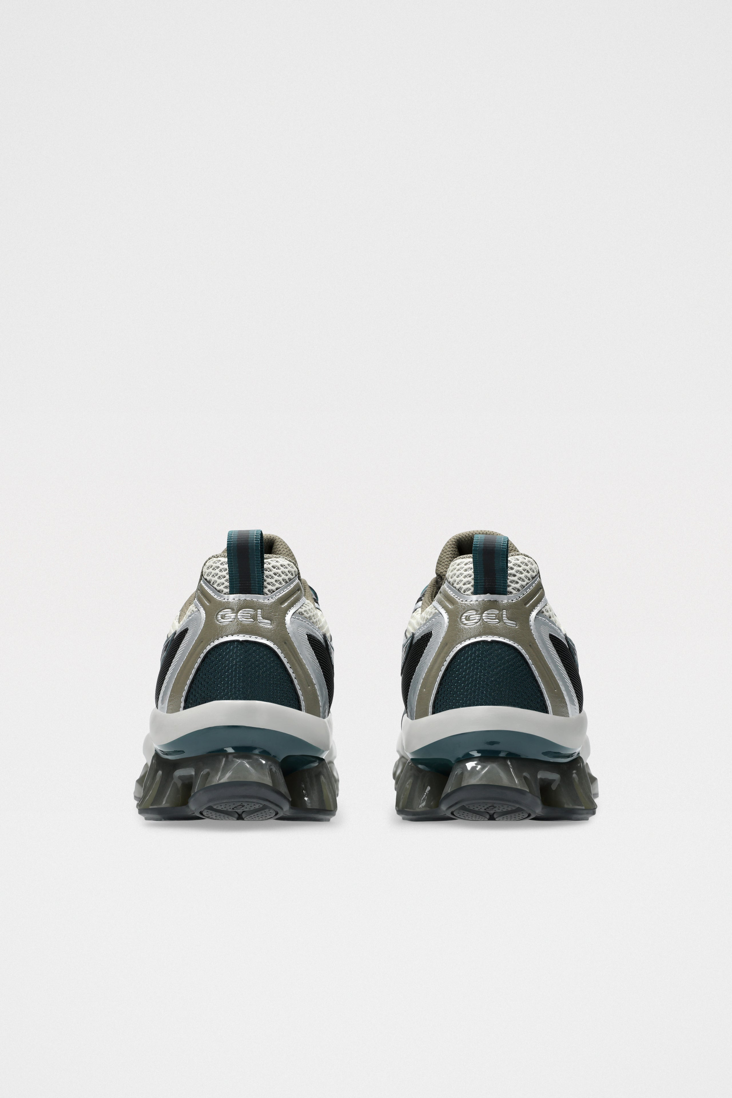 ASICS GEL-QUANTUM KINETIC OATMEAL / DARK TAUPE - 6