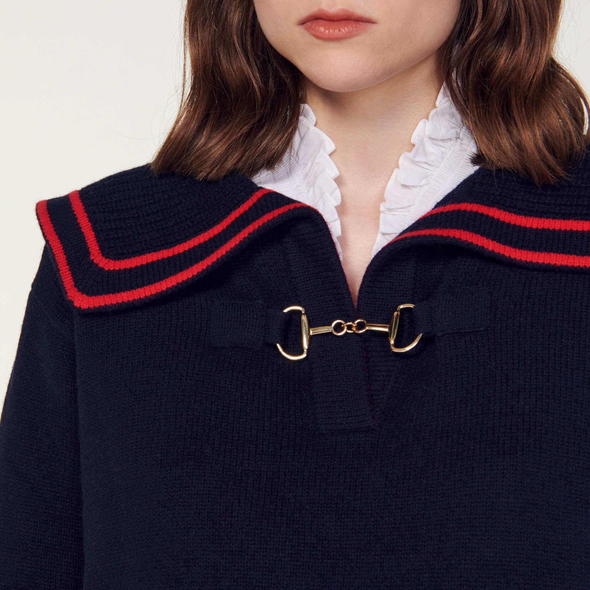 SWEATER WITH AN OPEN COLLAR - 4