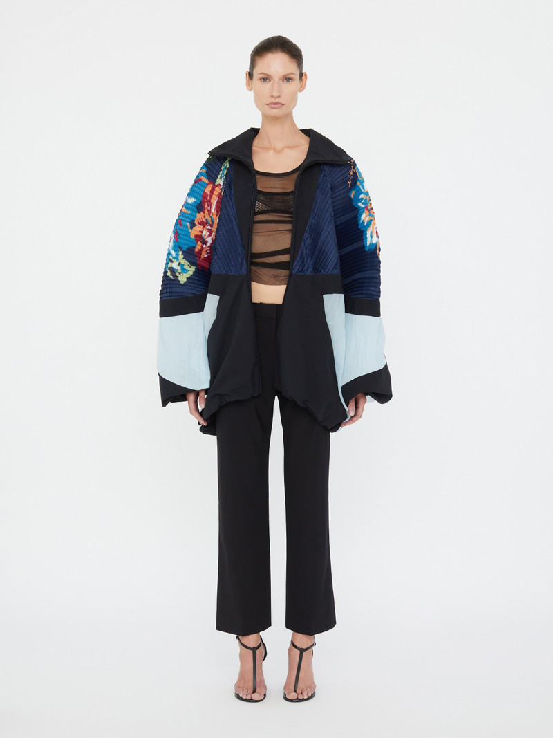 Hibiscus 2 Way Pleated Spray Jacket 6