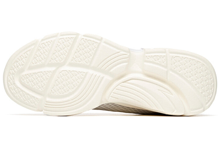(WMNS) ANTA City Fun Runner 'White Silver' 122035565-3 - 5