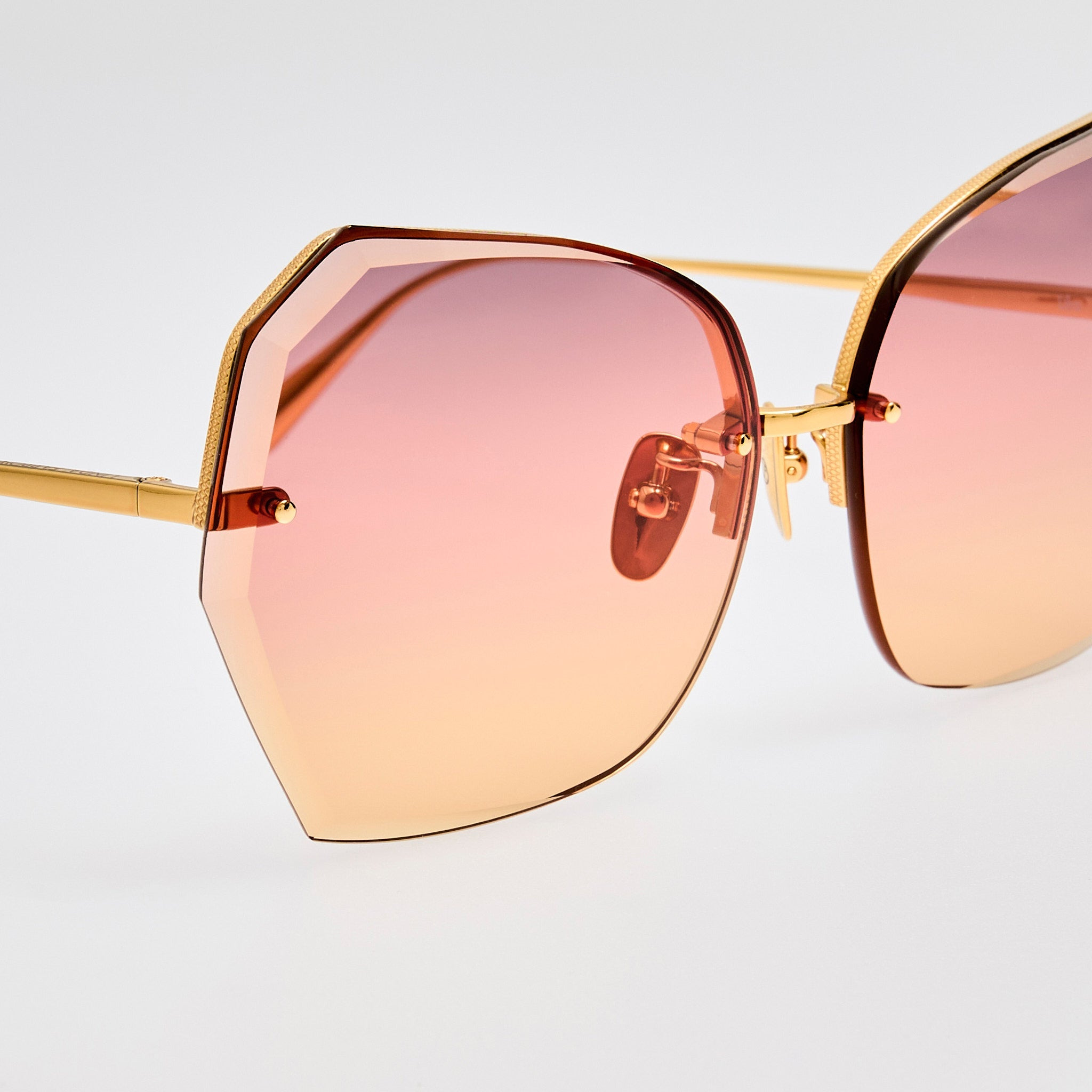 Lila Sunglasses in Sunset Gradient - 5