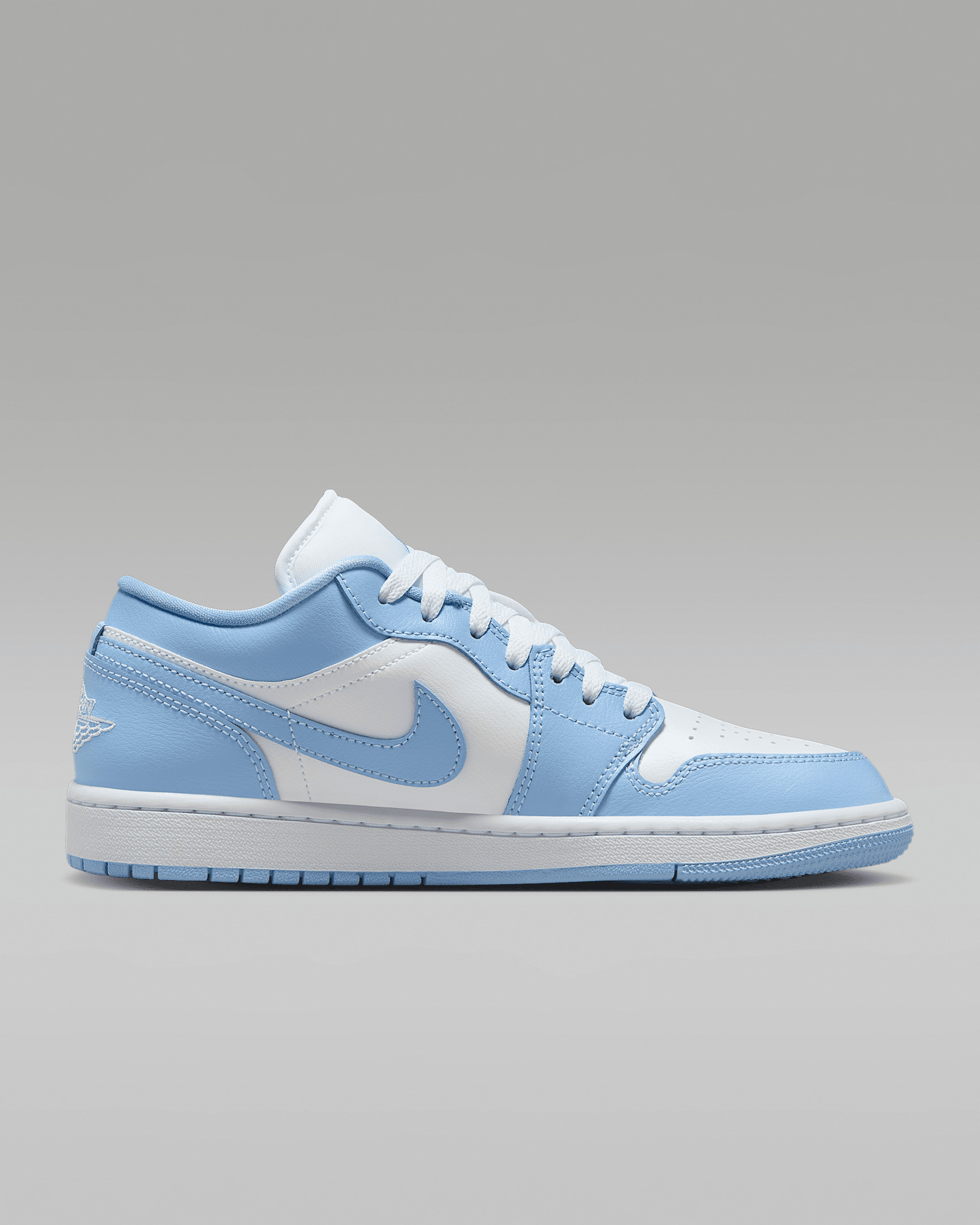 Air Jordan 1 Low Women's Shoes - 3