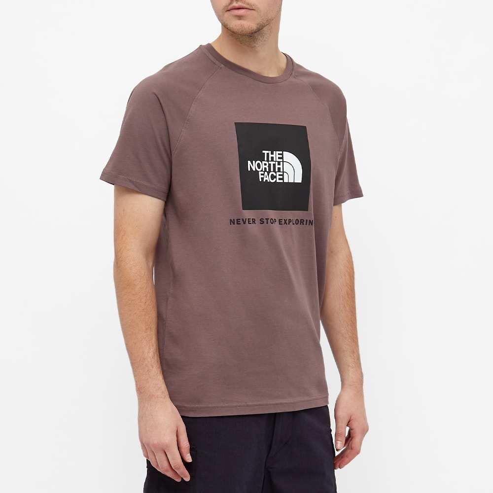 The North Face Raglan Redbox Tee - 3