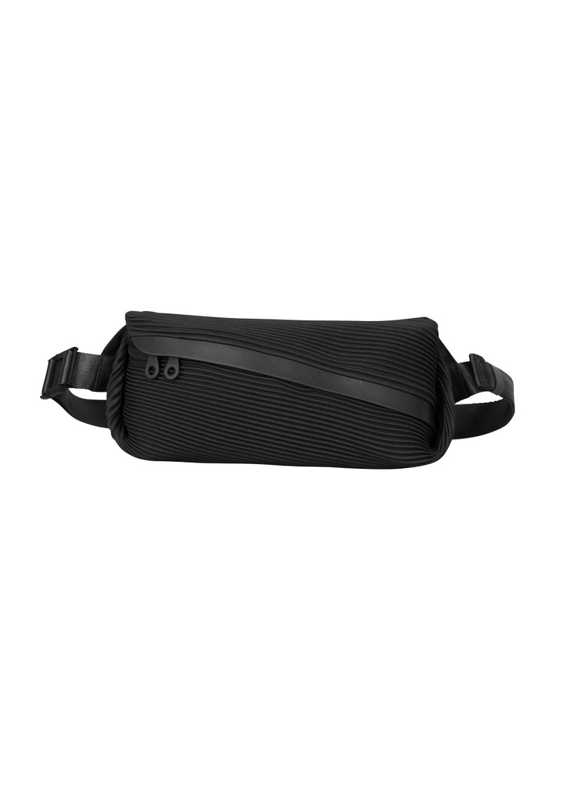 BIAS PLEATS WAISTBAG 1