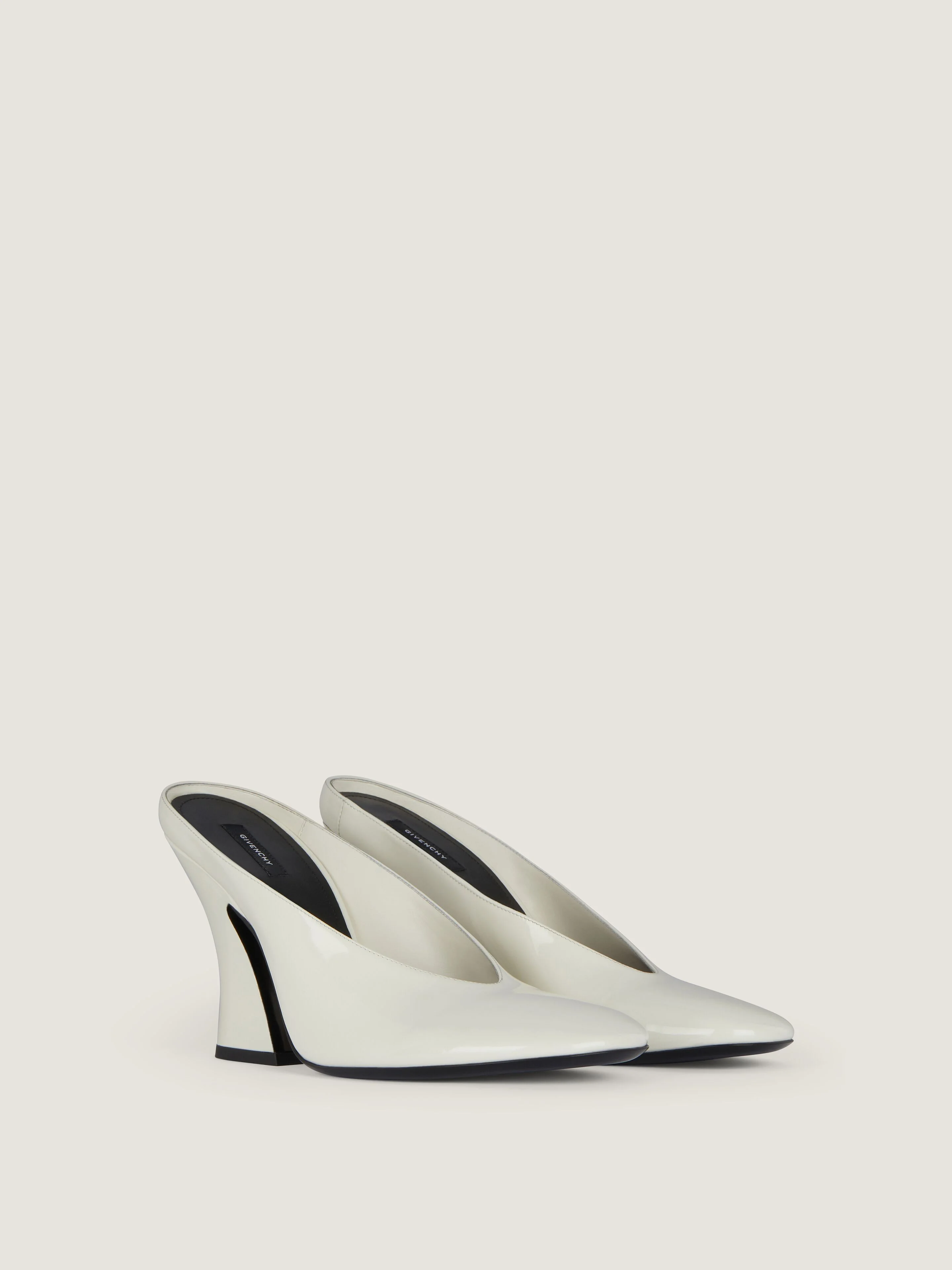 SCULPTED HEELED MULES IN PATENT LEATHER - 1