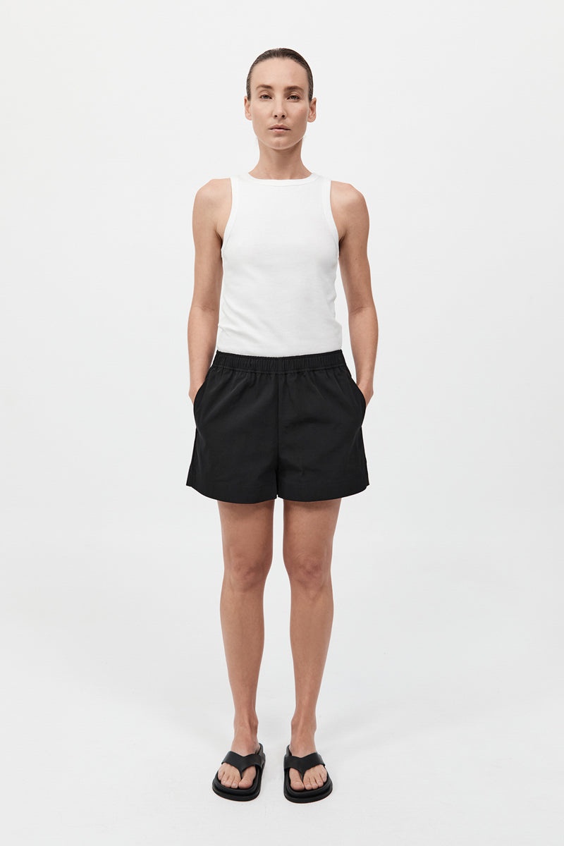 Relaxed Short - Black - 2