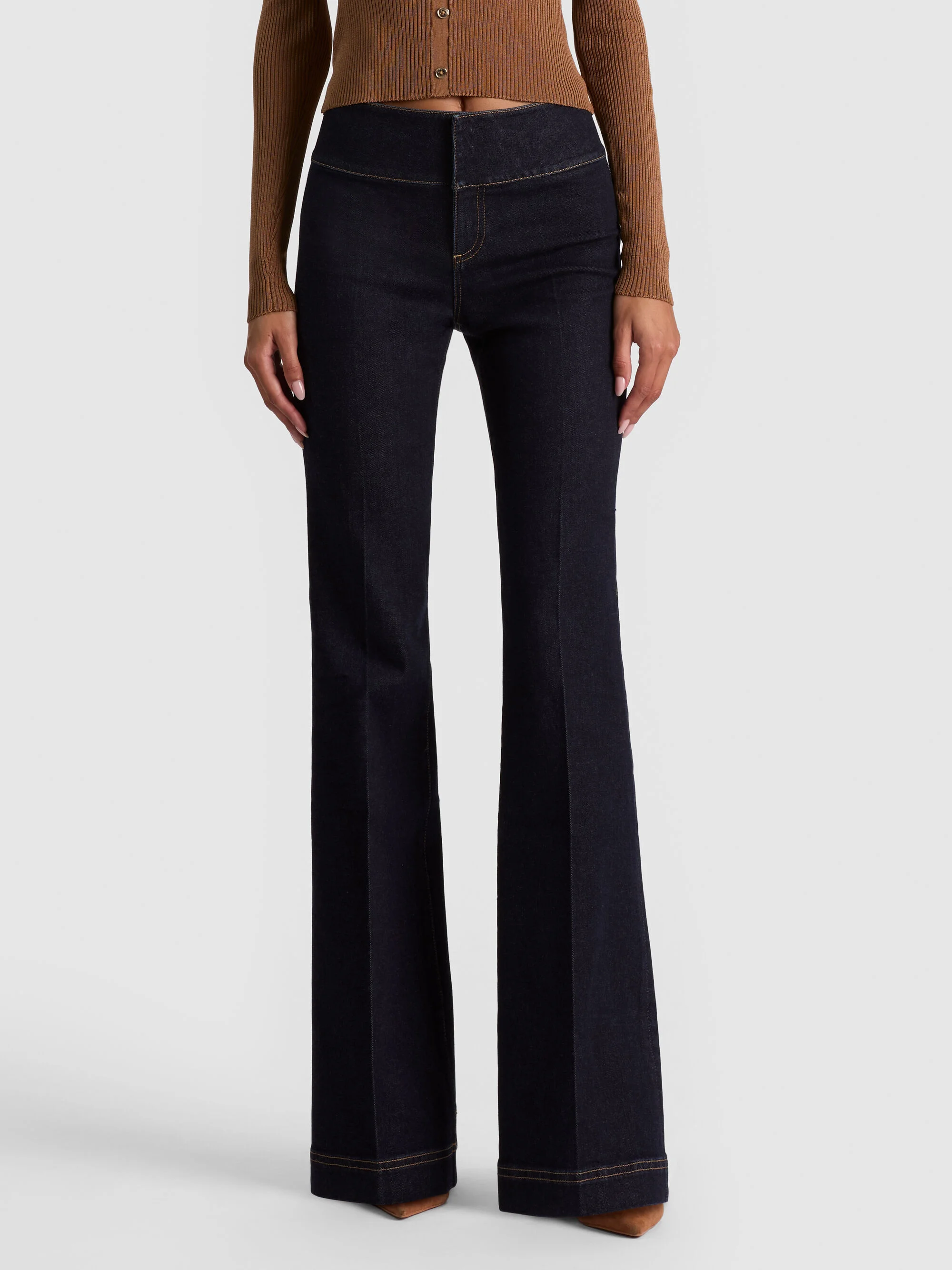 HOT JEAN - 1