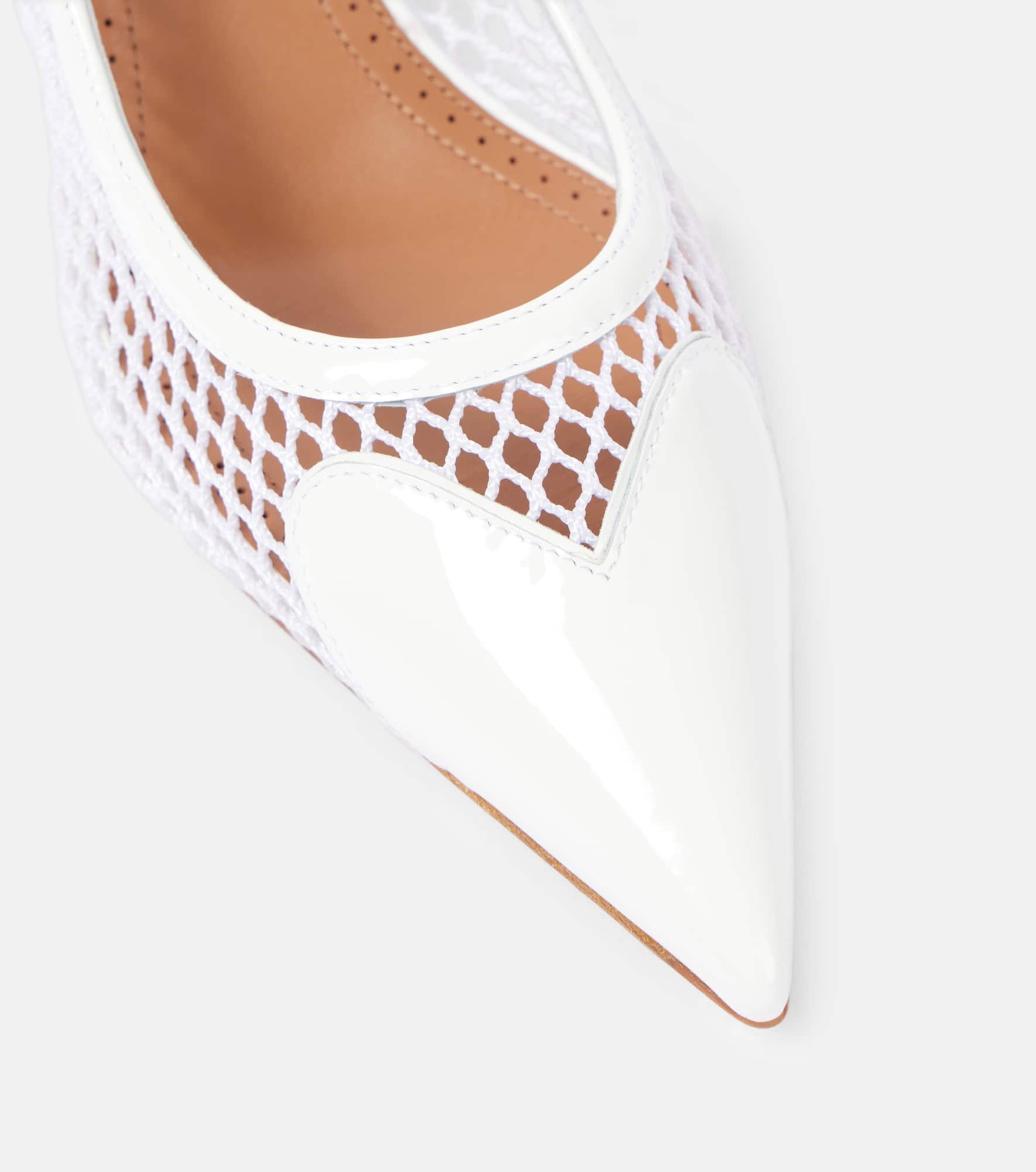 Le Cœur patent leather and fishnet slingback pumps - 4