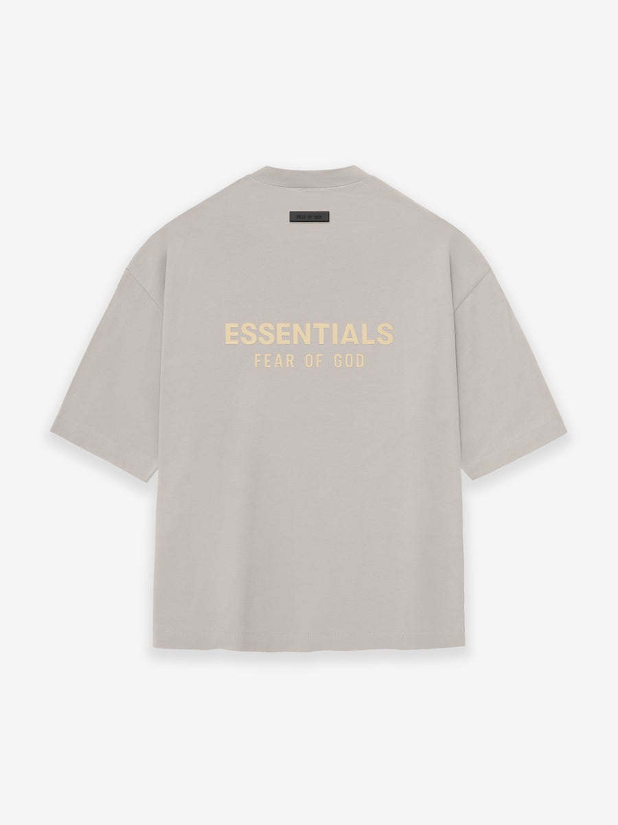 Essentials V-Neck - 2