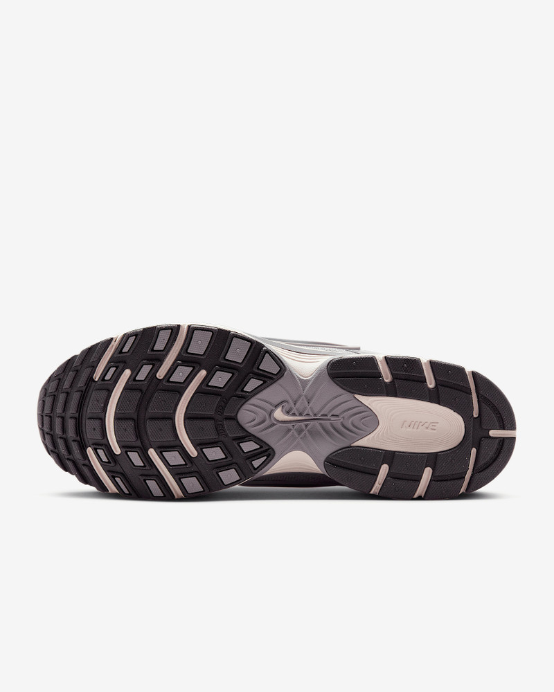Nike Nike V5 RNR Men's Shoes outlook