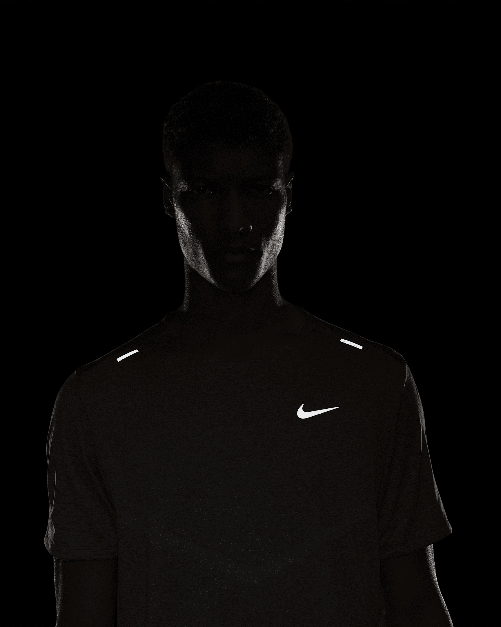 Nike Rise 365 Men's Dri-FIT Short-Sleeve Running Top - 7