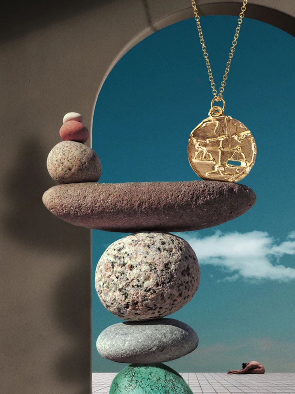 statement-pendant necklace - 4