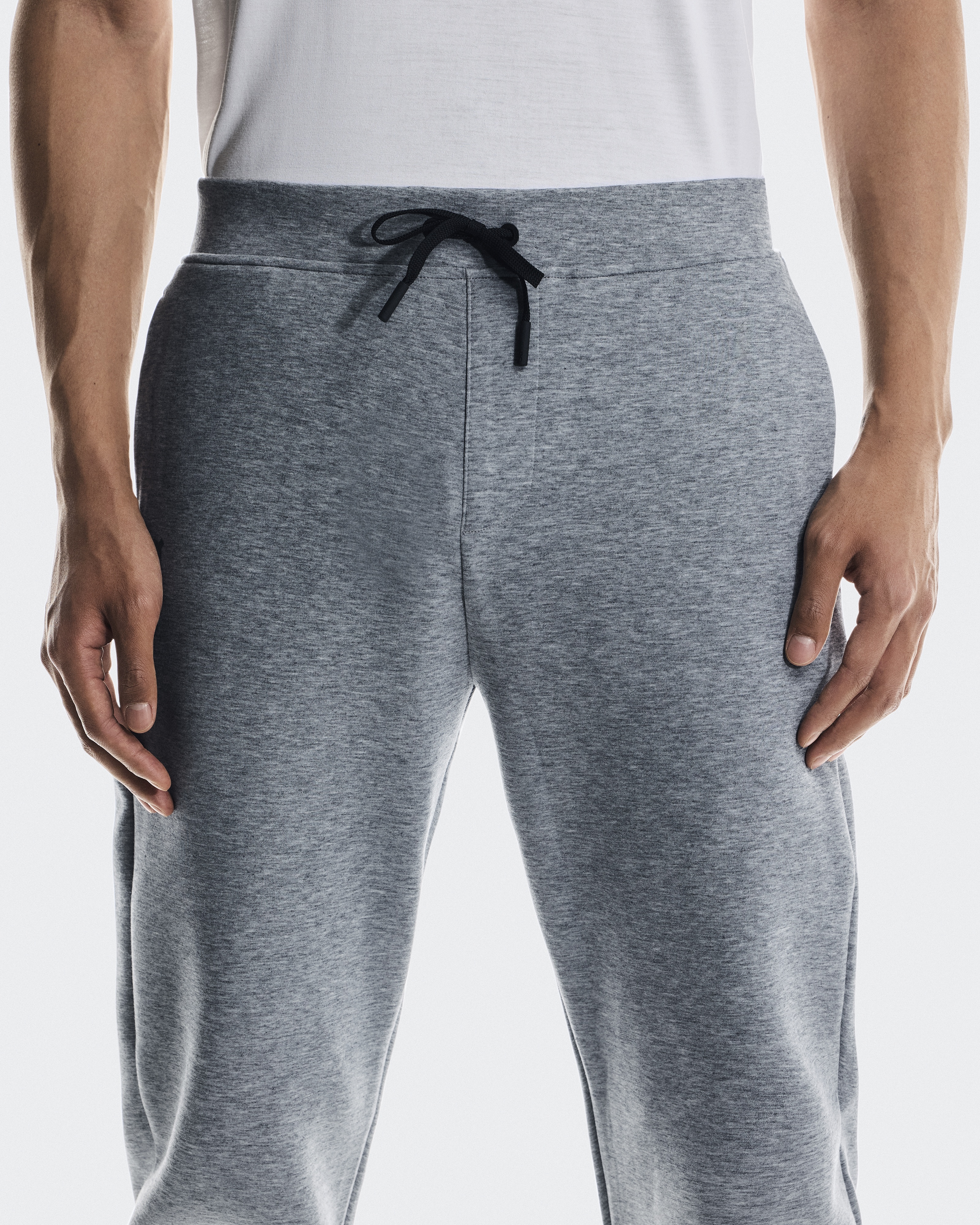 Focus Tech Sweatpants - 4