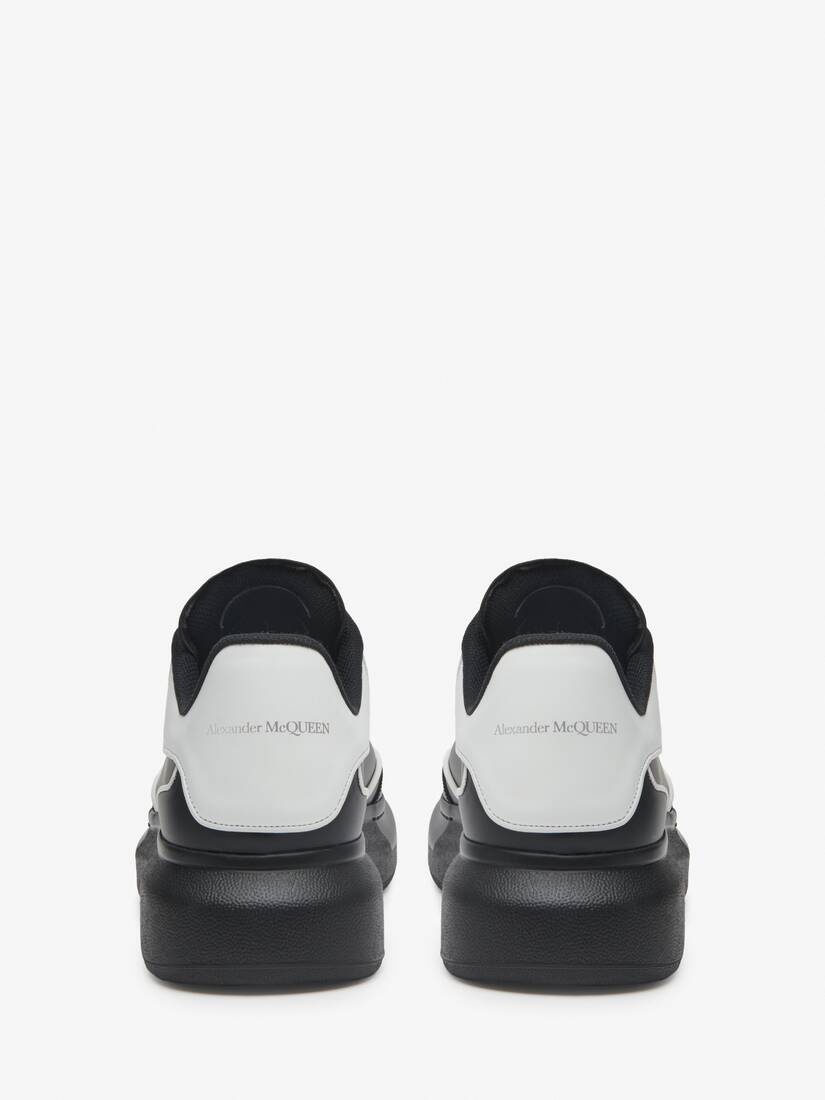 Men's Oversized Sneaker in Black/white