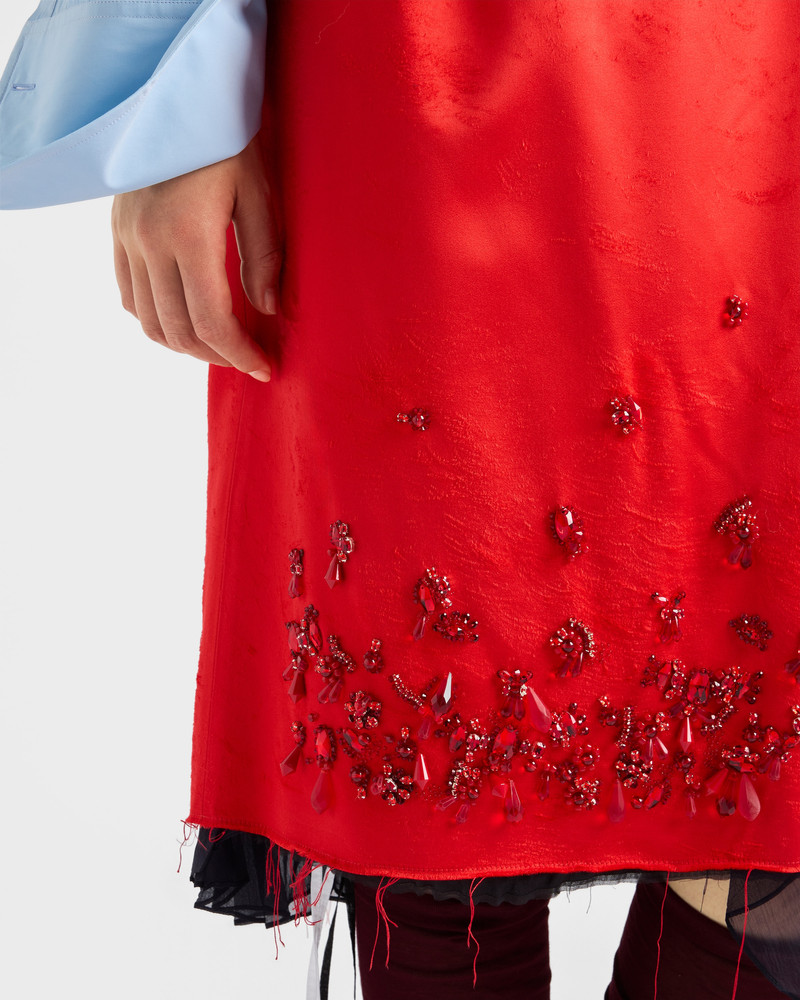 Satin skirt with embroidery 3
