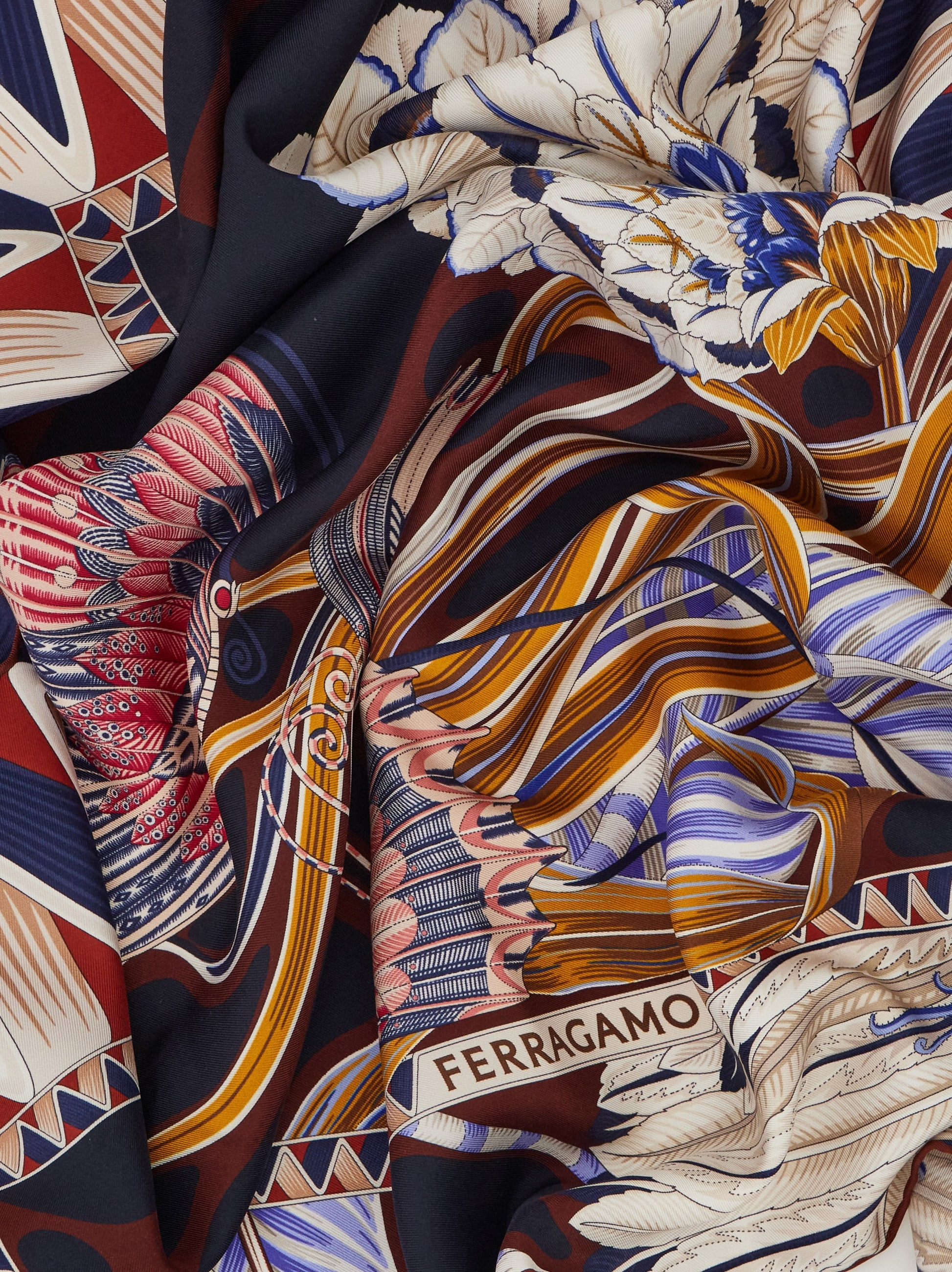【関税&送料込】Ferragamo Ivory Blue Silk Scarf With Giada P Giada print silk scarf - Women | Ferragamo