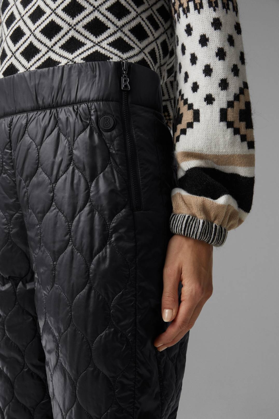CAYA QUILTED TROUSERS IN BLACK - 5