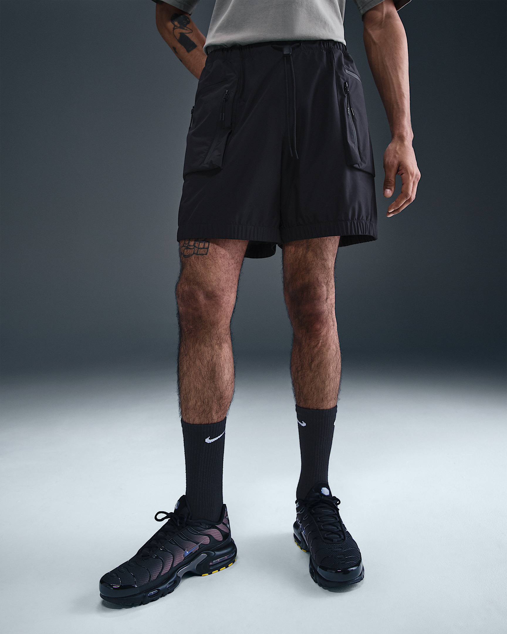 Nike Tech Men's Super Lightweight Shorts - 2