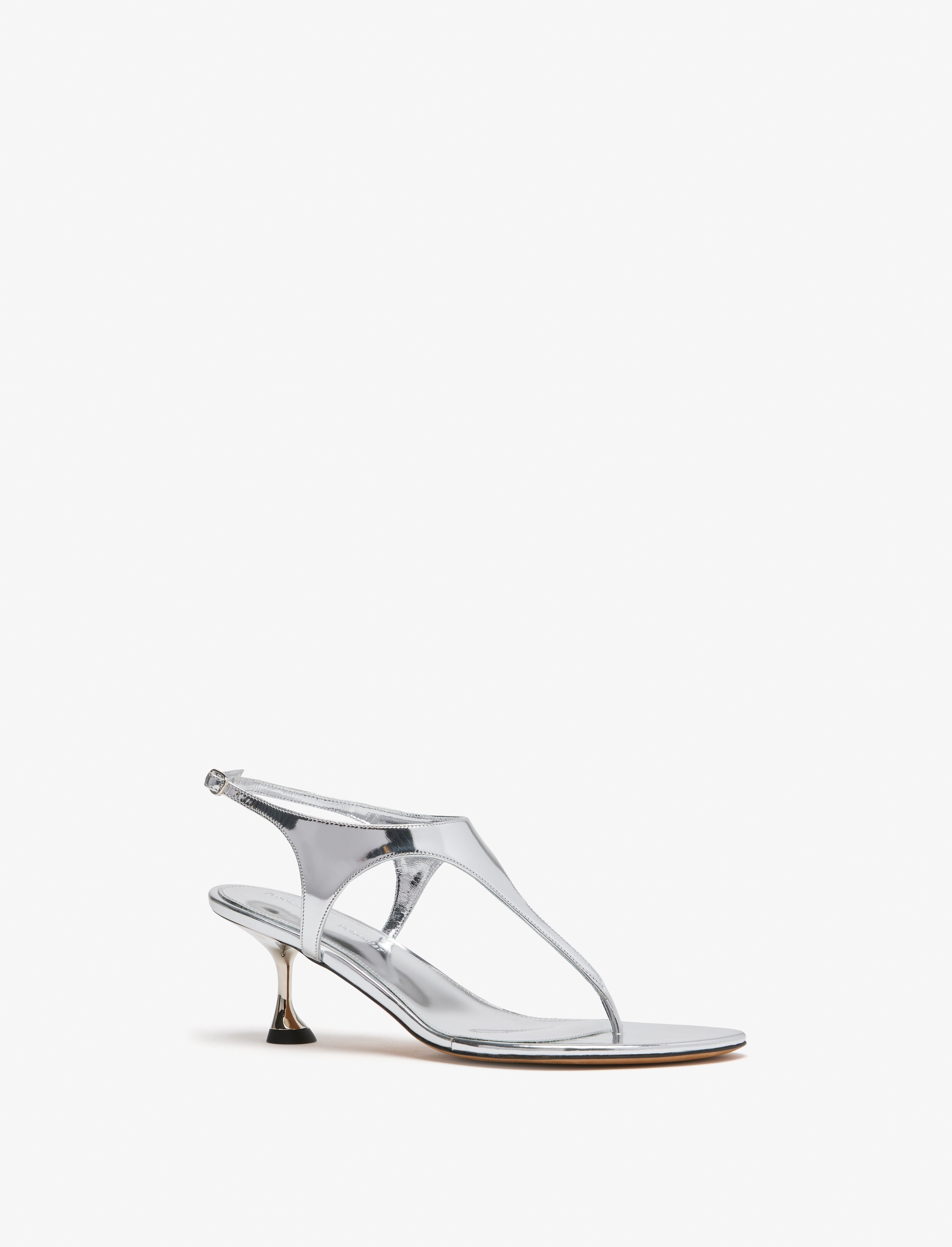 Tee Thong Sandals in Mirrored Metallic - 2