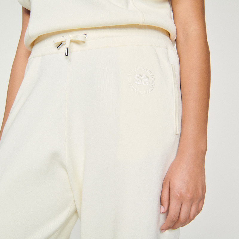 Sleeveless sweatshirt 4