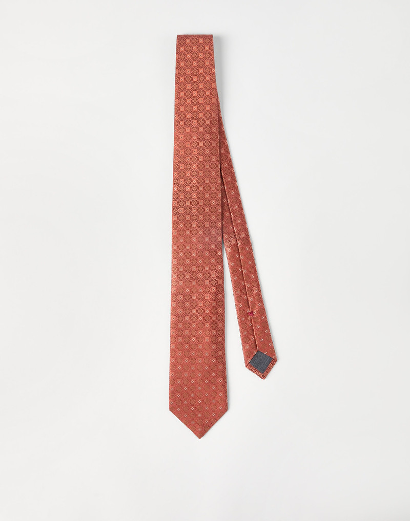 Geometric patterned silk tie 1