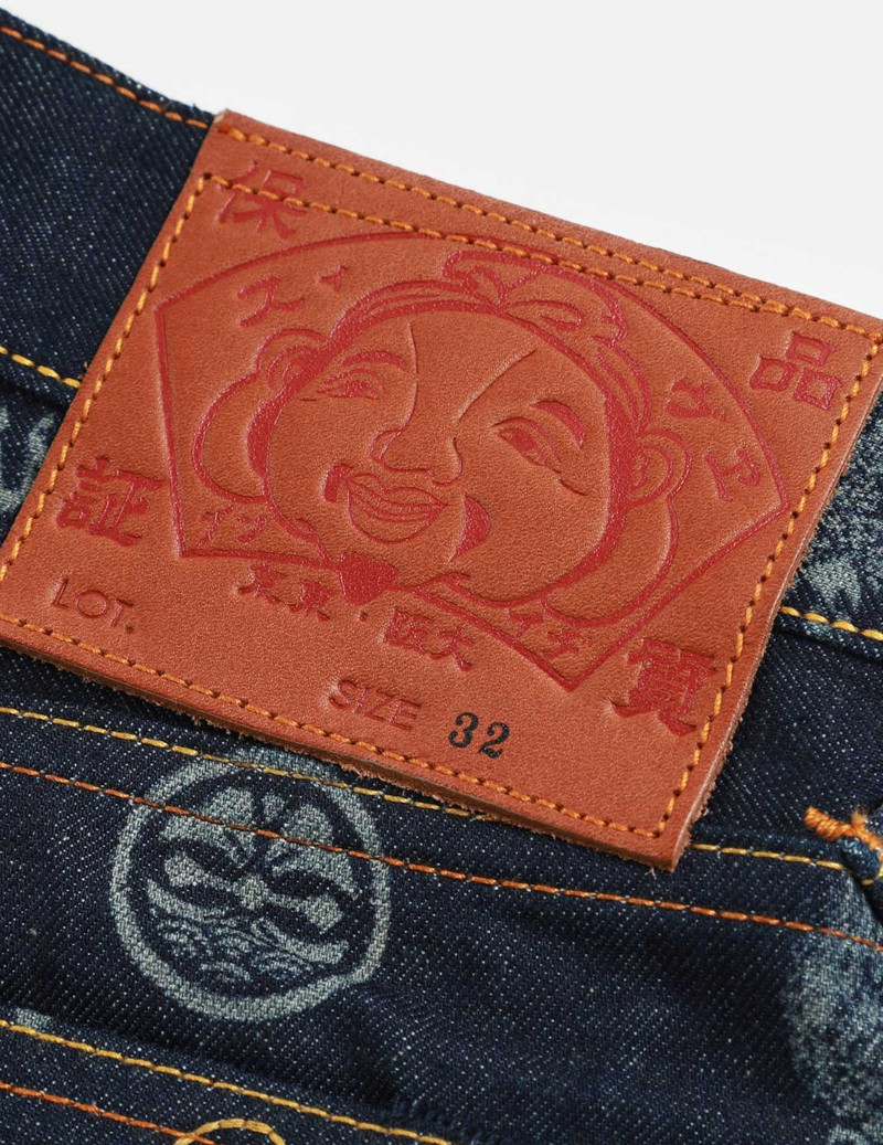 ALLOVER KAMON AND EAGLE PRINT DENIM SHORTS 9