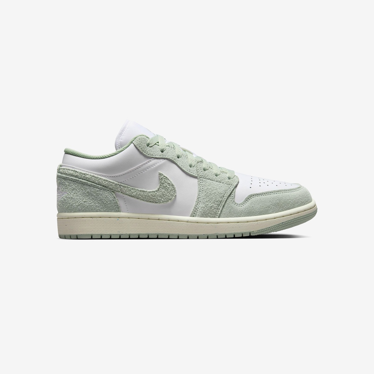 Air Jordan 1 Low SE - 1