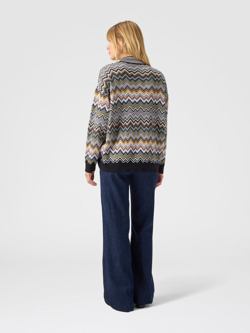 Oversized high-neck sweater with chevron pattern 3
