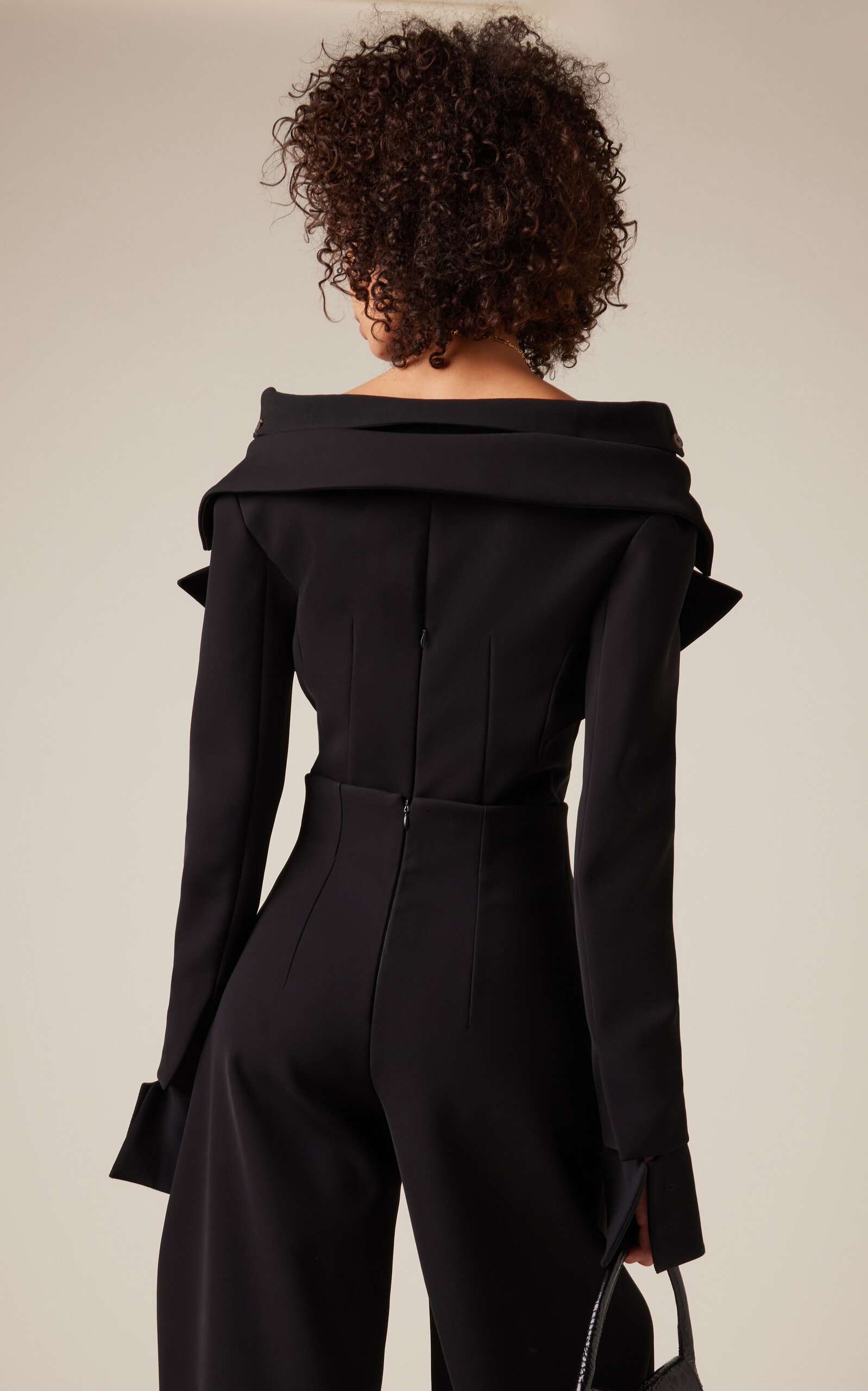 Tailored Off-The-Shoulder Crepe Bodysuit black - 4