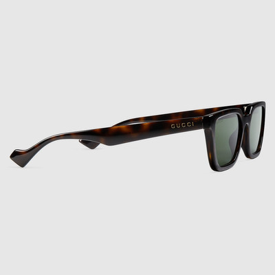 GUCCI Cat-eye shaped frame sunglasses outlook