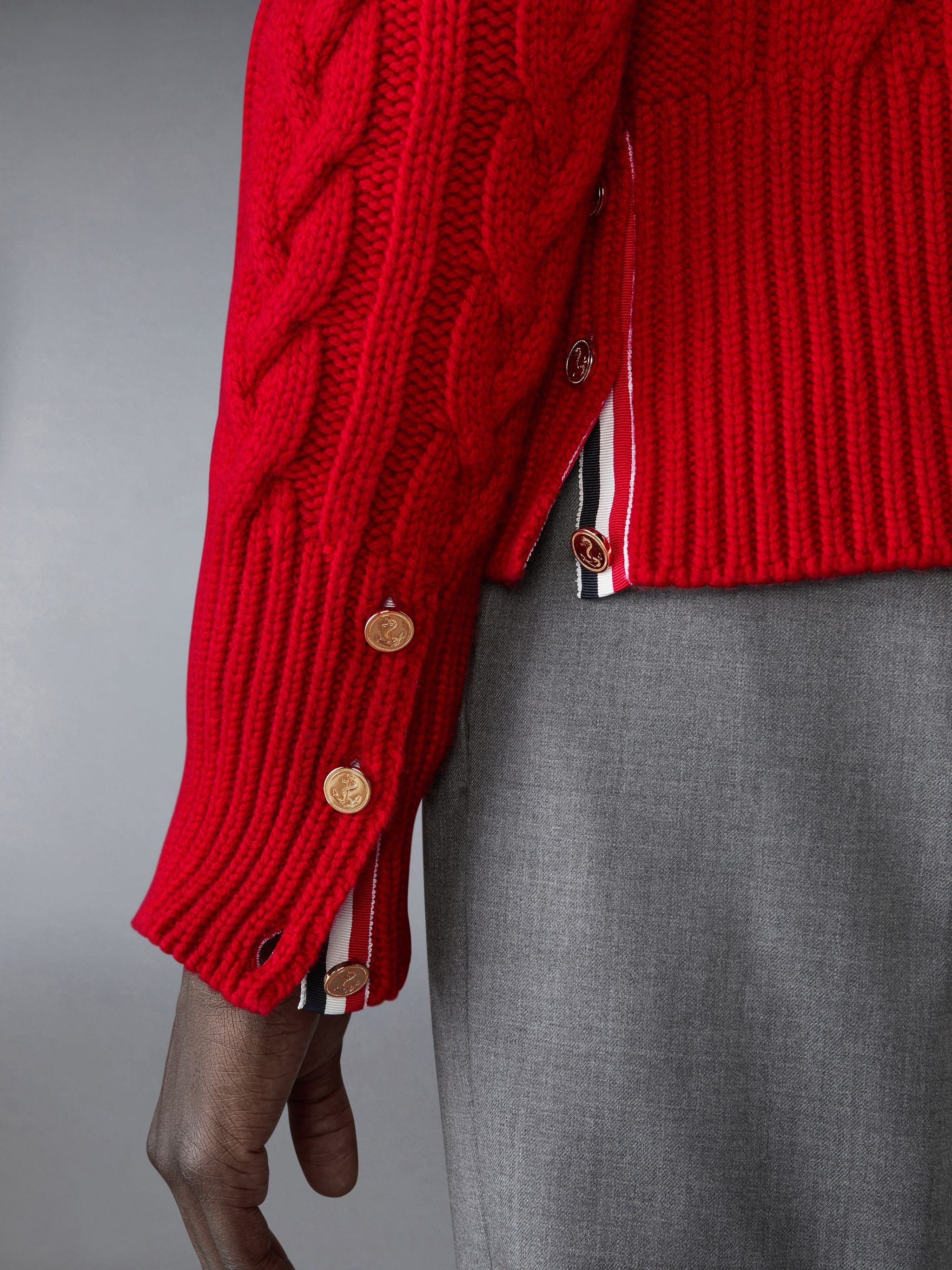 Classic Cashmere Cable V-neck Cardigan - 4
