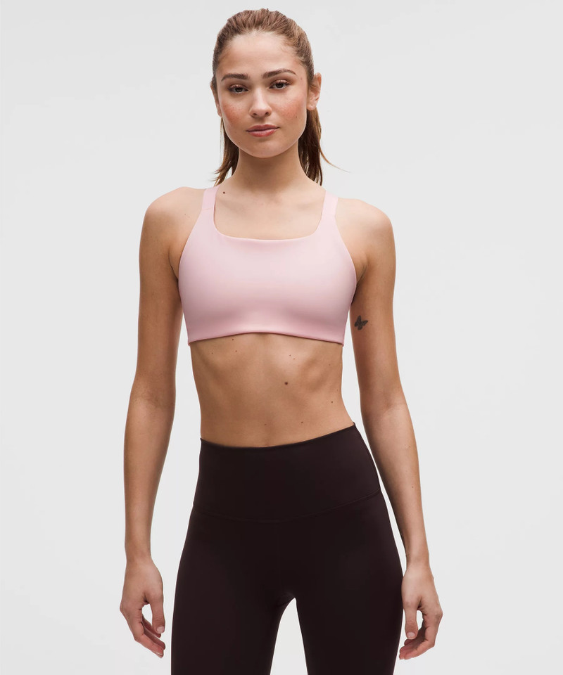 Ultralu Square-Neck Workout Bra *Medium Support, B/C Cup 1