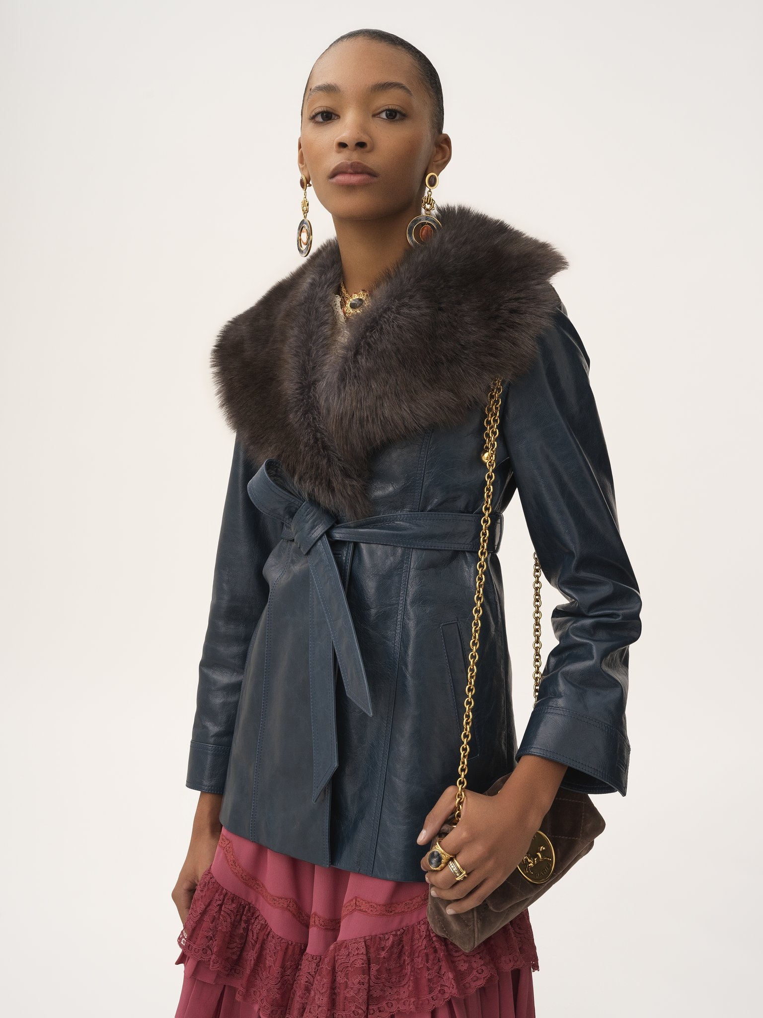 SHORT COAT IN LEATHER - 6