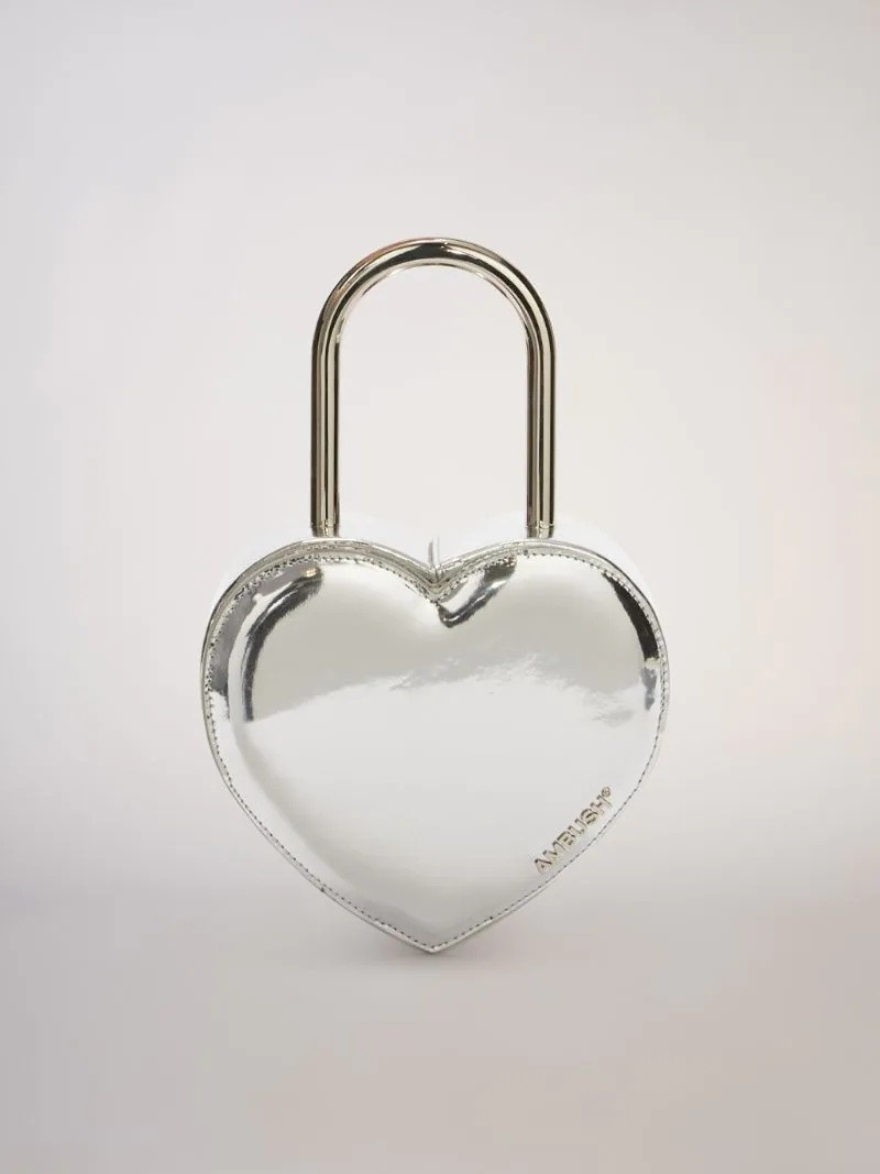 HEART PADLOCK BAG 1