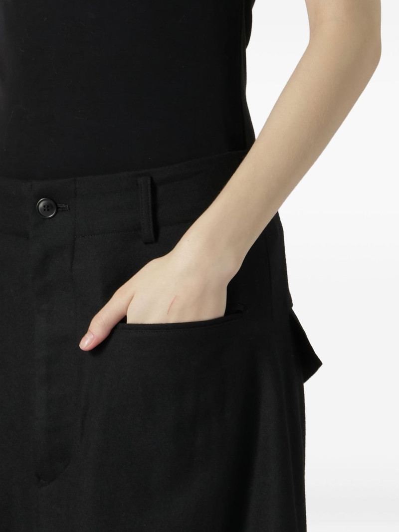 belt-loops trousers 5